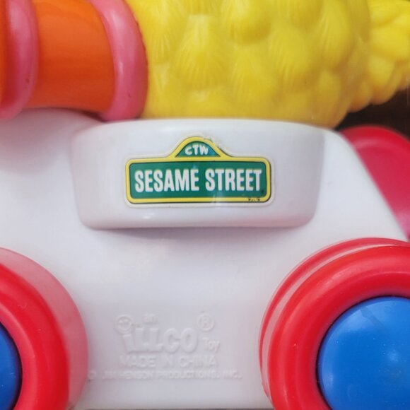 Vintage Sesame Street Big Bird Band Train Musical Pull Toy with Elmo and Ernie - Picture 11 of 12